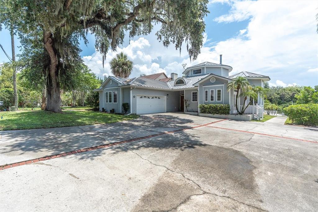 5617 Palmetto Road New Port Richey, FL 34652 - Photo 4 of 48