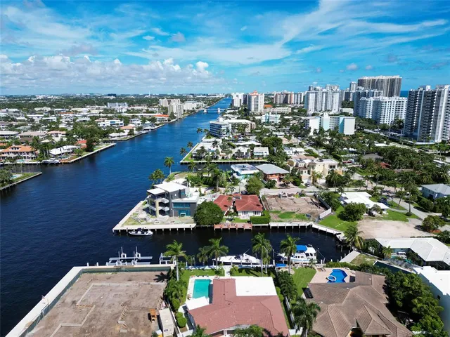 $8,950,000 | 3108 Northeast 26th Street, Fort Lauderdale, FL 33305