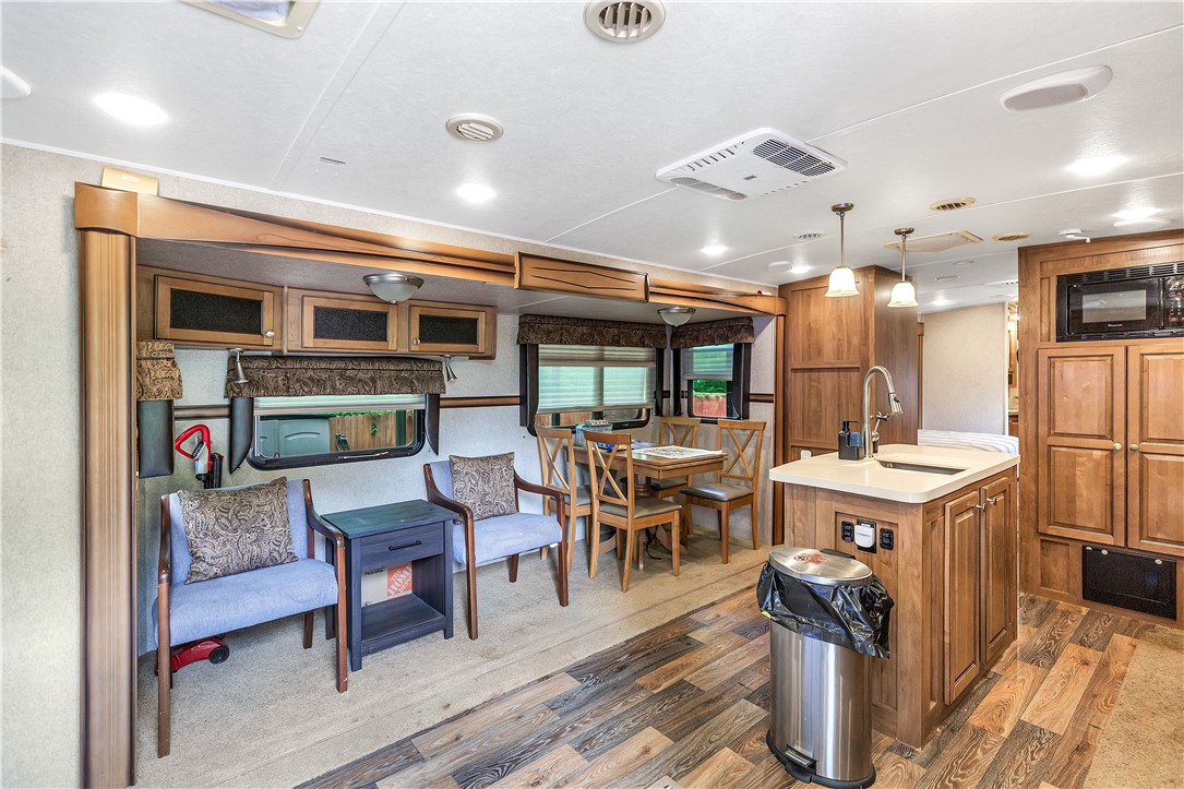 110 Lakeshore Lane Seneca, SC 29678 - Photo 32 of 50 RV interior