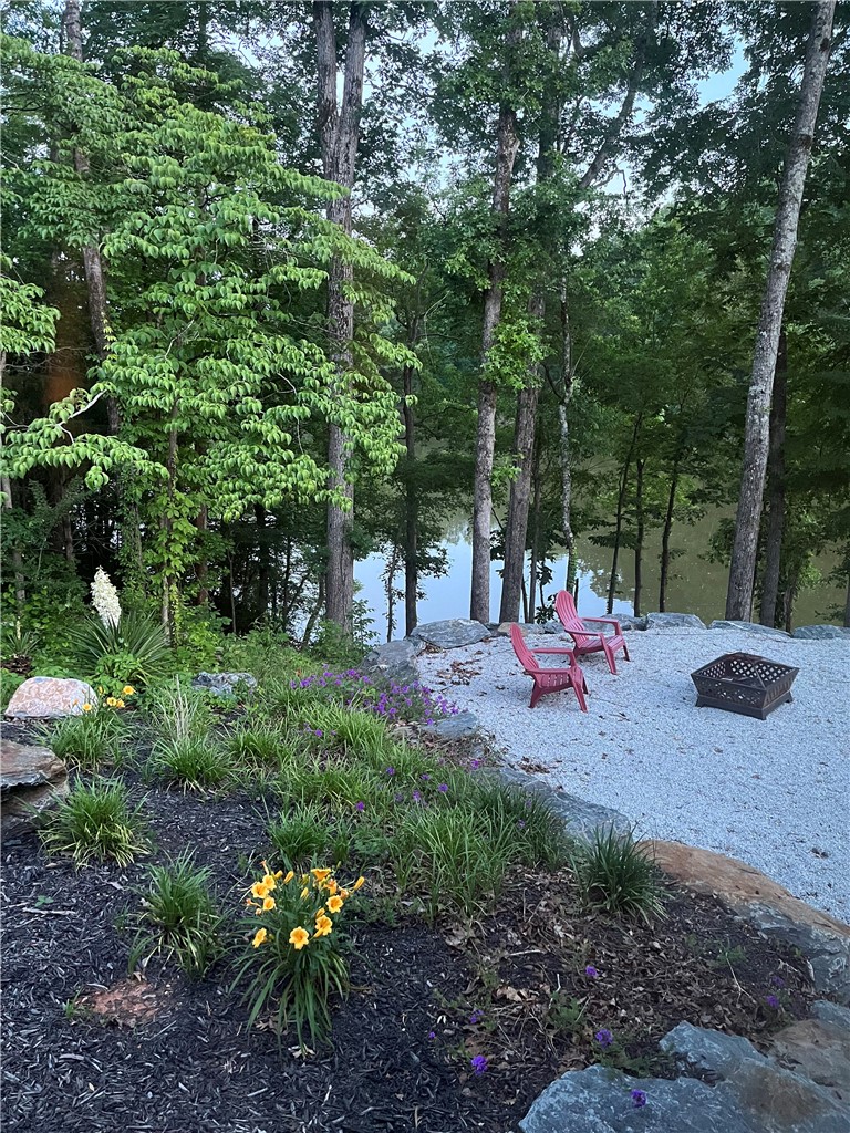 110 Lakeshore Lane Seneca, SC 29678 - Photo 48 of 50 Water at full pond