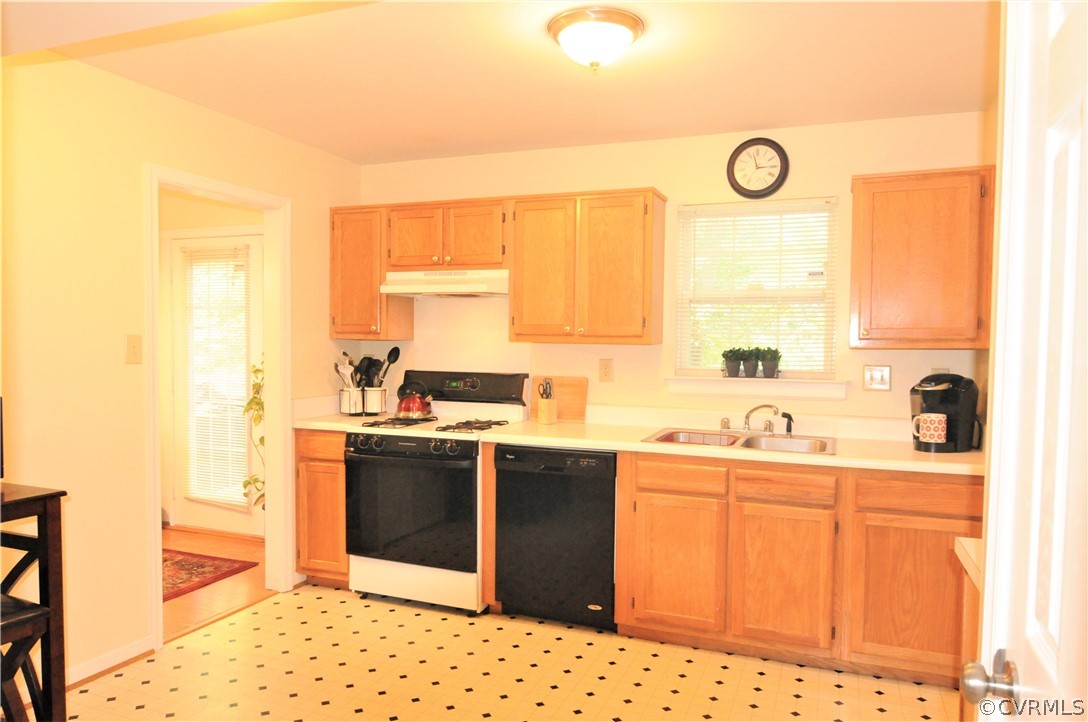 3245 Ransom Hills Road North Chesterfield, VA 23237 - Photo 10 of 22