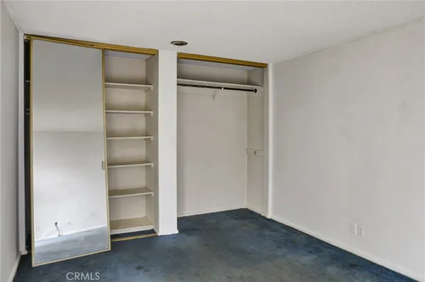 a bath tub sitting next to a bathroom sink