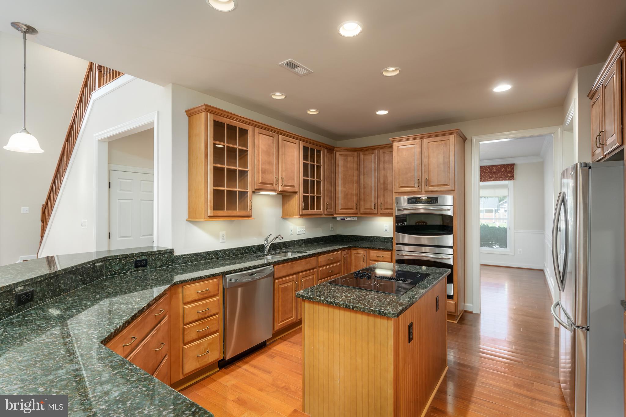 6303 Hanover Avenue Springfield, VA 22150 - Photo 13 of 29 Stainless steel appliances; granite counters.