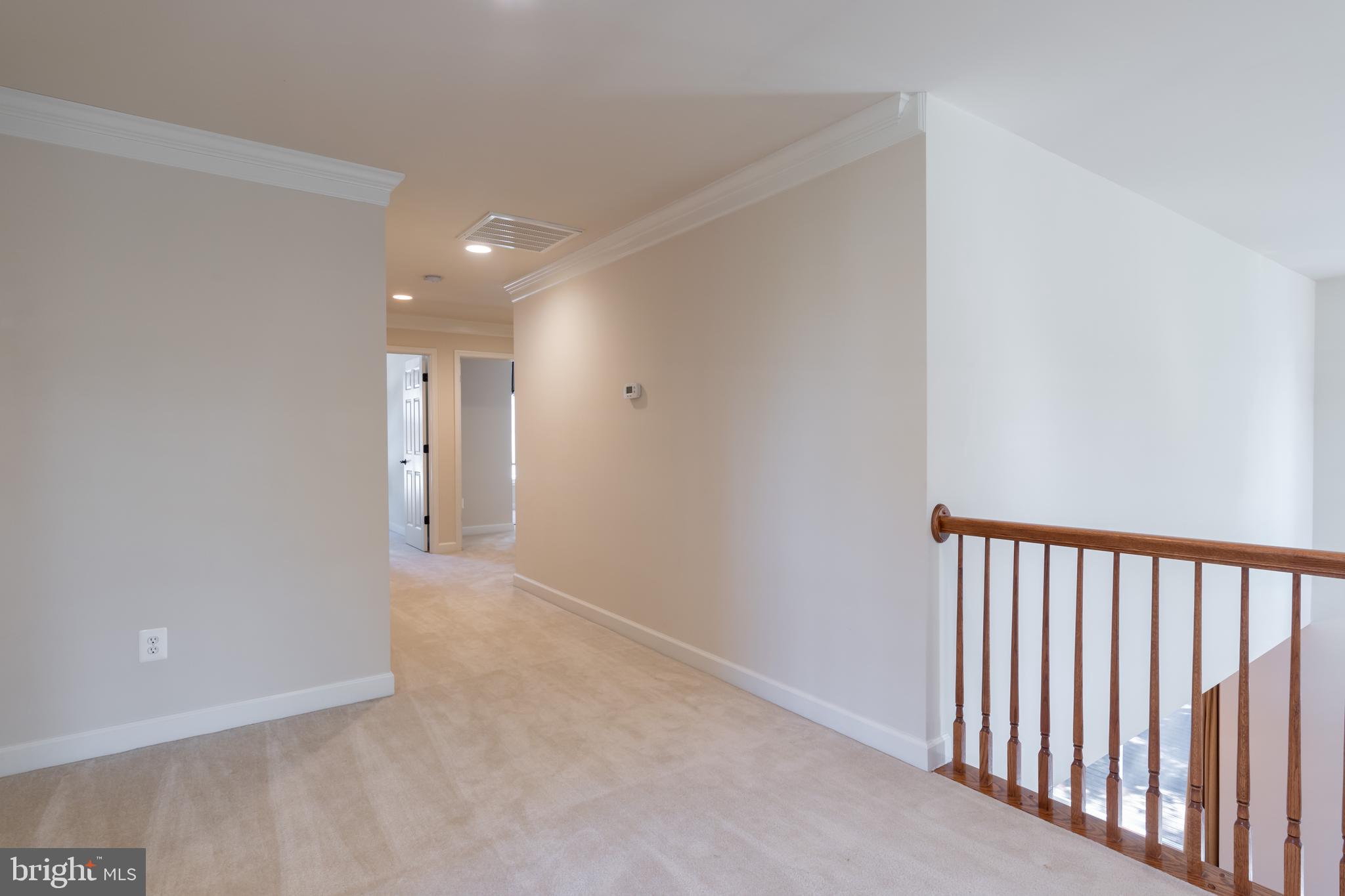 6303 Hanover Avenue Springfield, VA 22150 - Photo 24 of 29 Inviting second level sitting area.