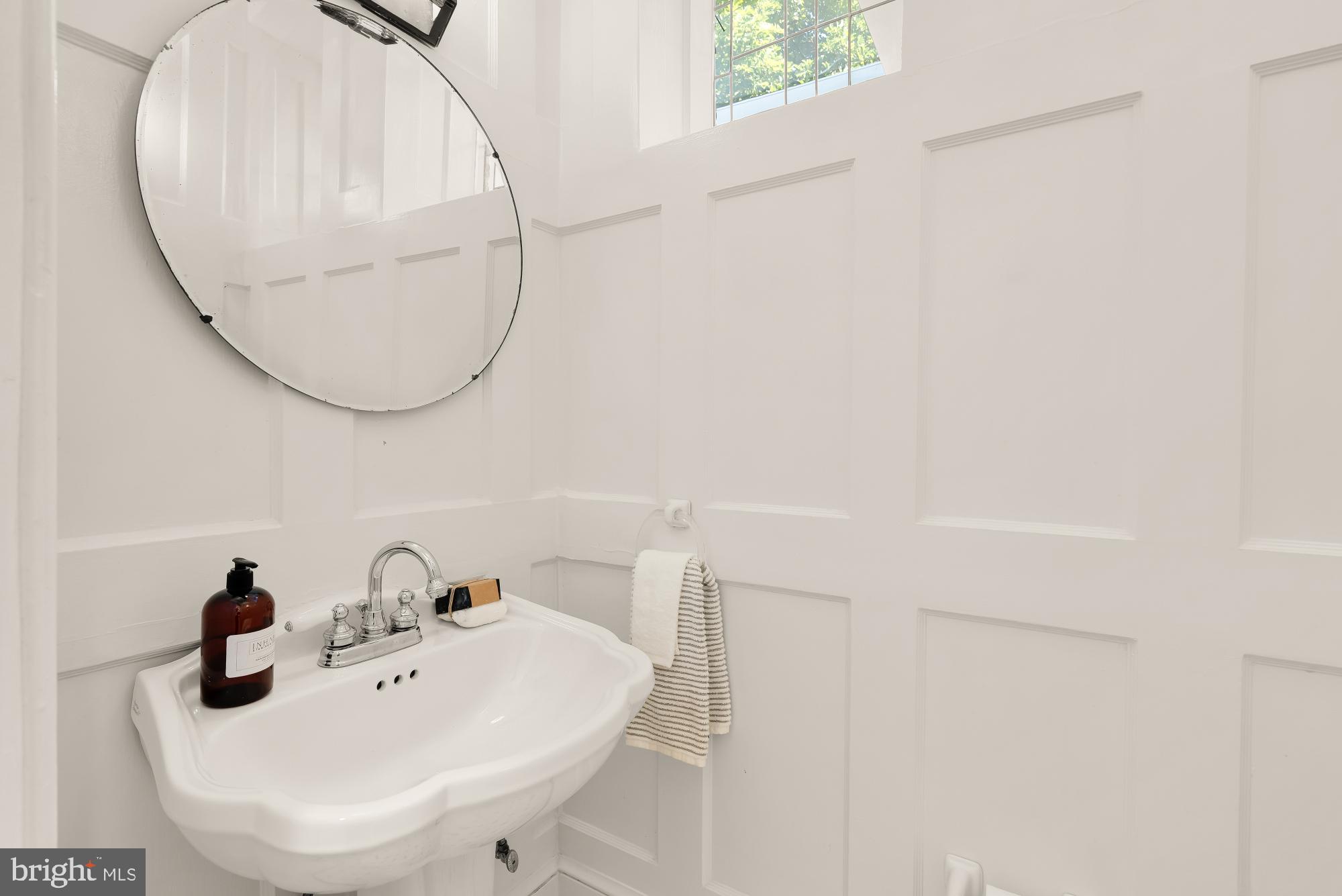 1819 Kenyon Street Northwest Washington, DC 20010 - Photo 26 of 74 Beautiful powder room
