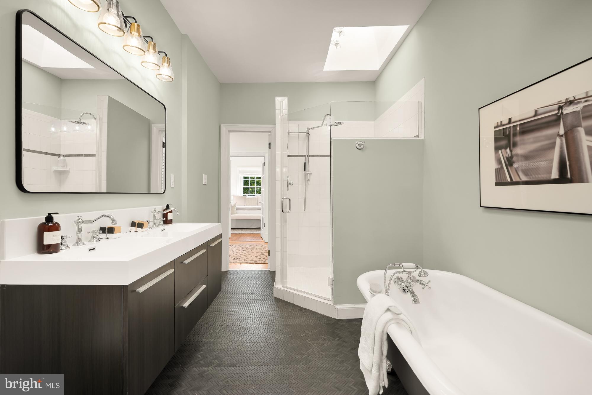 1819 Kenyon Street Northwest Washington, DC 20010 - Photo 51 of 74 Soaking tub and walk-in shower