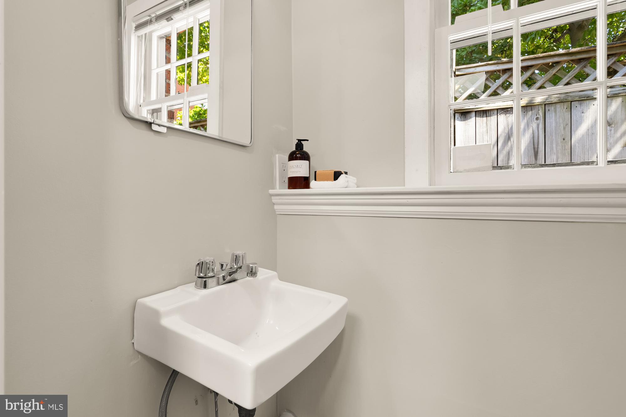 1819 Kenyon Street Northwest Washington, DC 20010 - Photo 62 of 74 Powder room
