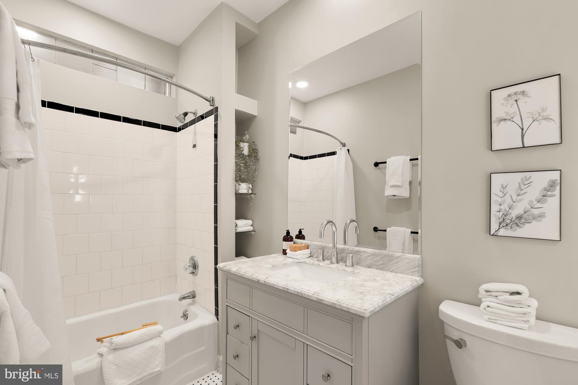 1819 Kenyon Street Northwest Washington, DC 20010 - Photo 65 of 74 Full en-suite bathroom for renters or guests