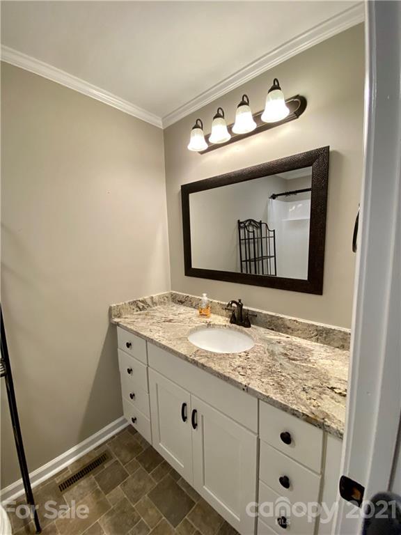 5611 Wright Road Kannapolis, NC 28081 - Photo 12 of 32 Gallery Image 12