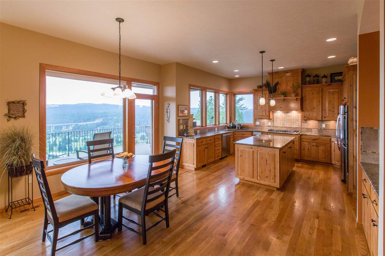 13711 North Rustic Lane Spokane, WA 99208 - Photo 8 of 20