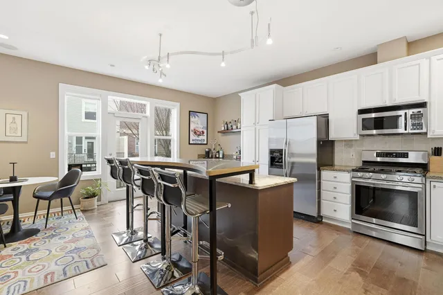 $849,900 | 61 North 4th Avenue, Unit 101, Minneapolis, MN 55401