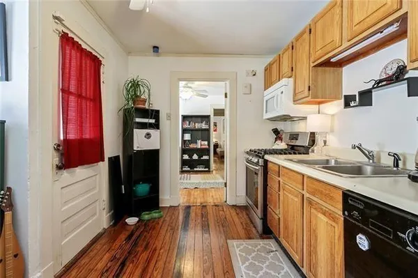 $1,800 | 316 Webster Street, New Orleans, LA 70118