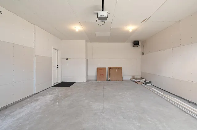 $359,279 | 26273 1st Street West, Zimmerman, MN 55398