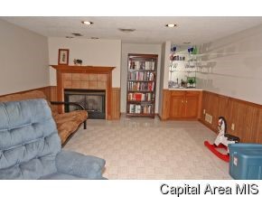 2110 South State Street Springfield, IL 62704 - Photo 6 of 12 Gallery Image 6