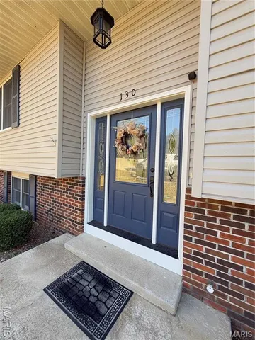 $395,000 | 130 Alferman Lake Road, Washington, MO 63090