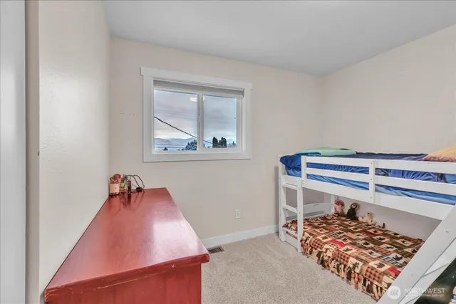 $565,000 | 217 South Iowa Avenue, East Wenatchee, WA 98802