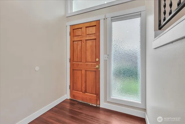 $565,000 | 217 South Iowa Avenue, East Wenatchee, WA 98802