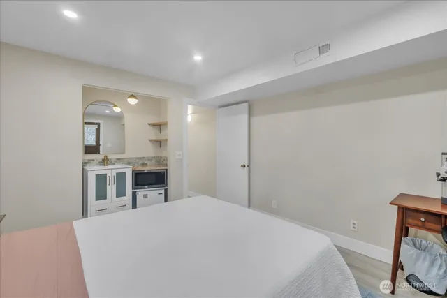 $565,000 | 217 South Iowa Avenue, East Wenatchee, WA 98802