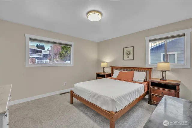 $565,000 | 217 South Iowa Avenue, East Wenatchee, WA 98802