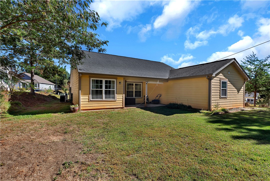 215 Maple Grove Road Seneca, SC 29678 - Photo 2 of 27 Back
