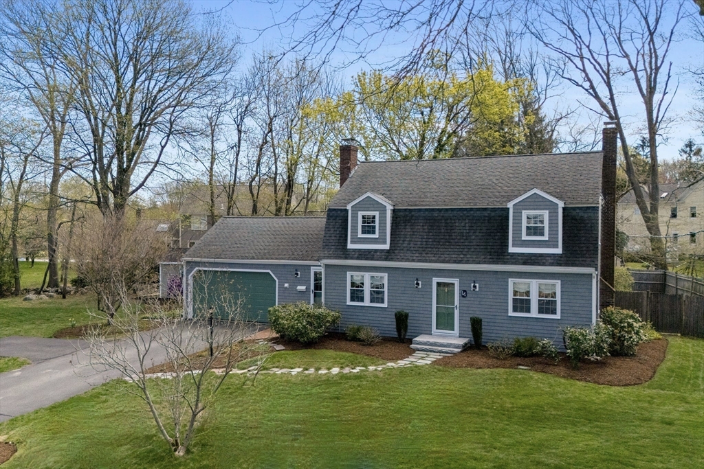 14 Christopher Lane Scituate, MA 02066 - Photo 1 of 38