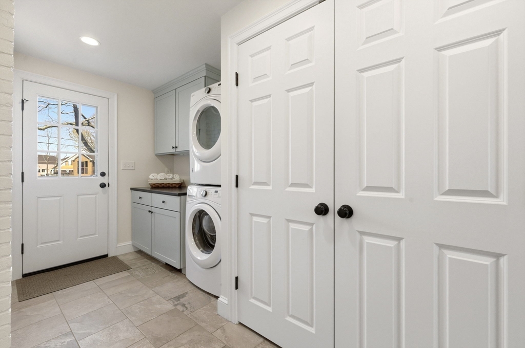 14 Christopher Lane Scituate, MA 02066 - Photo 18 of 38