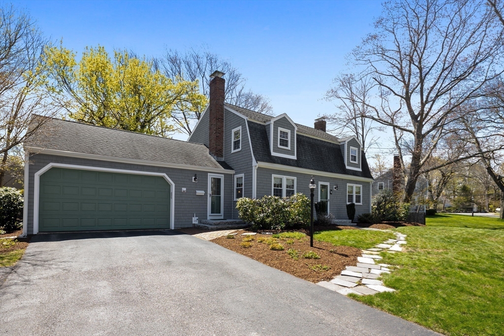 14 Christopher Lane Scituate, MA 02066 - Photo 3 of 38