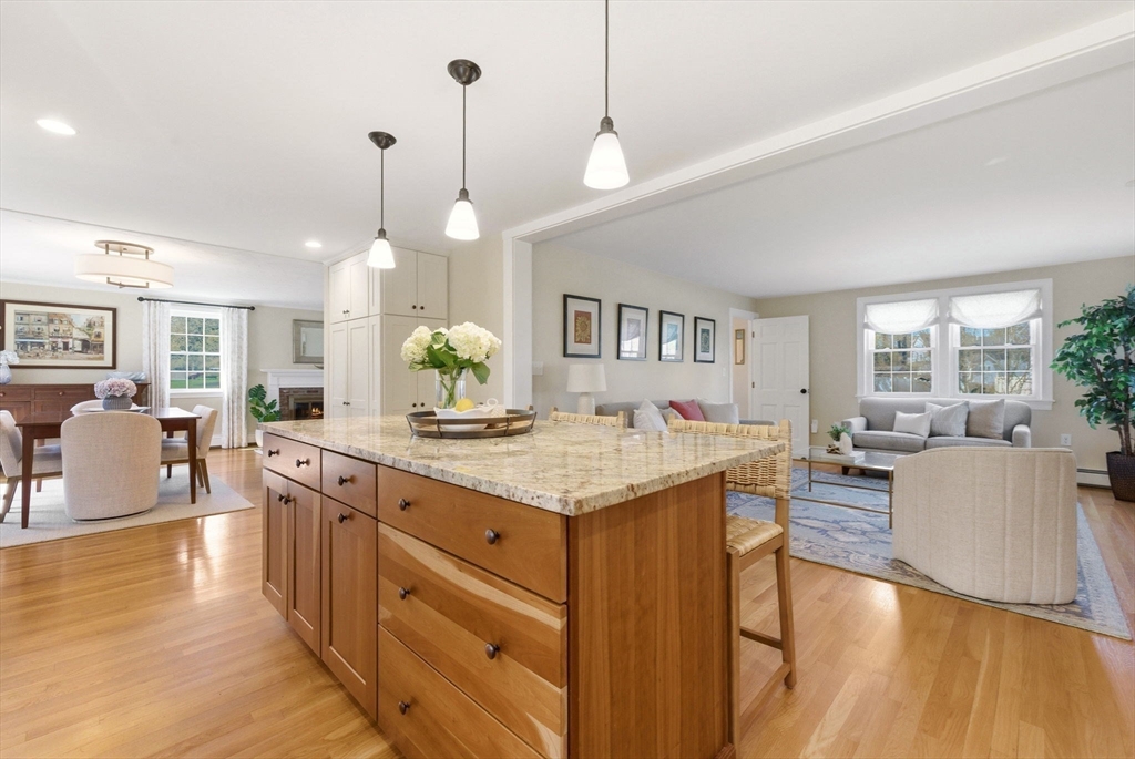 14 Christopher Lane Scituate, MA 02066 - Photo 9 of 38