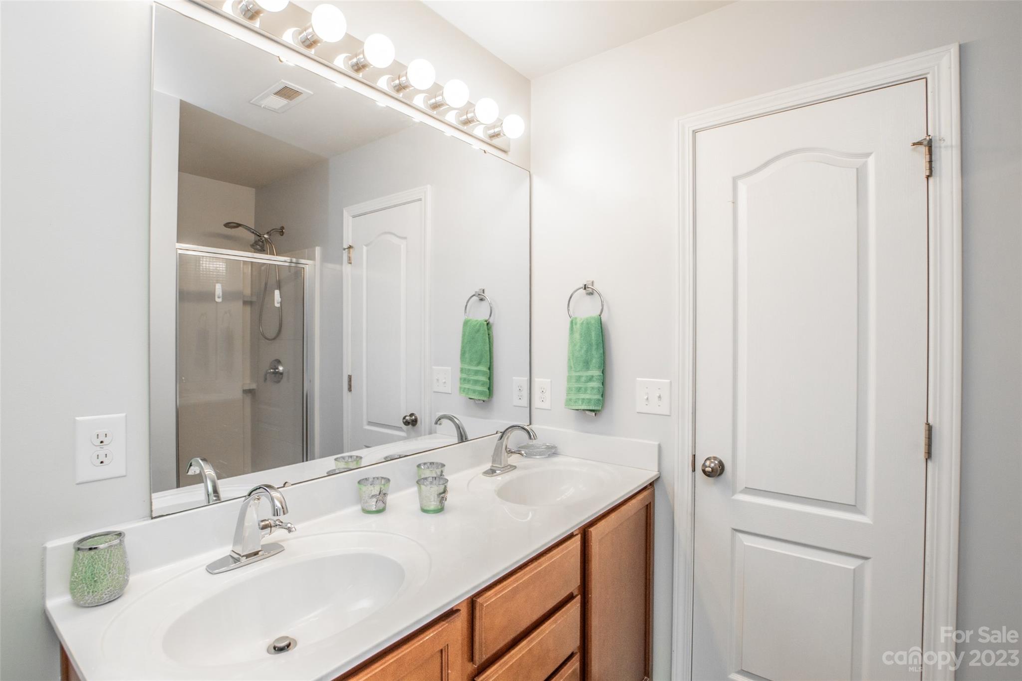10920 Greenhead View Road Charlotte, NC 28262 - Photo 19 of 34 Gallery Image 19