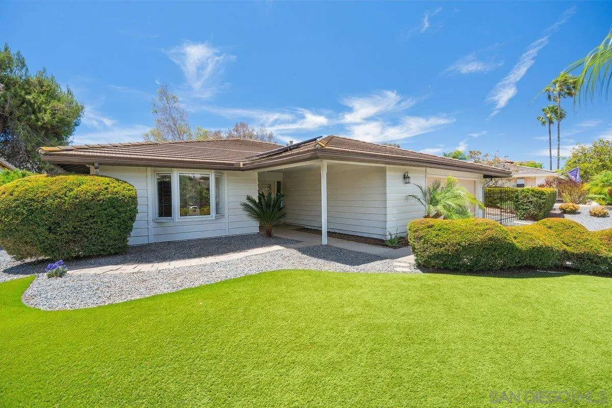 12384 Grandee Road San Diego, CA 92128 - Photo 4 of 48