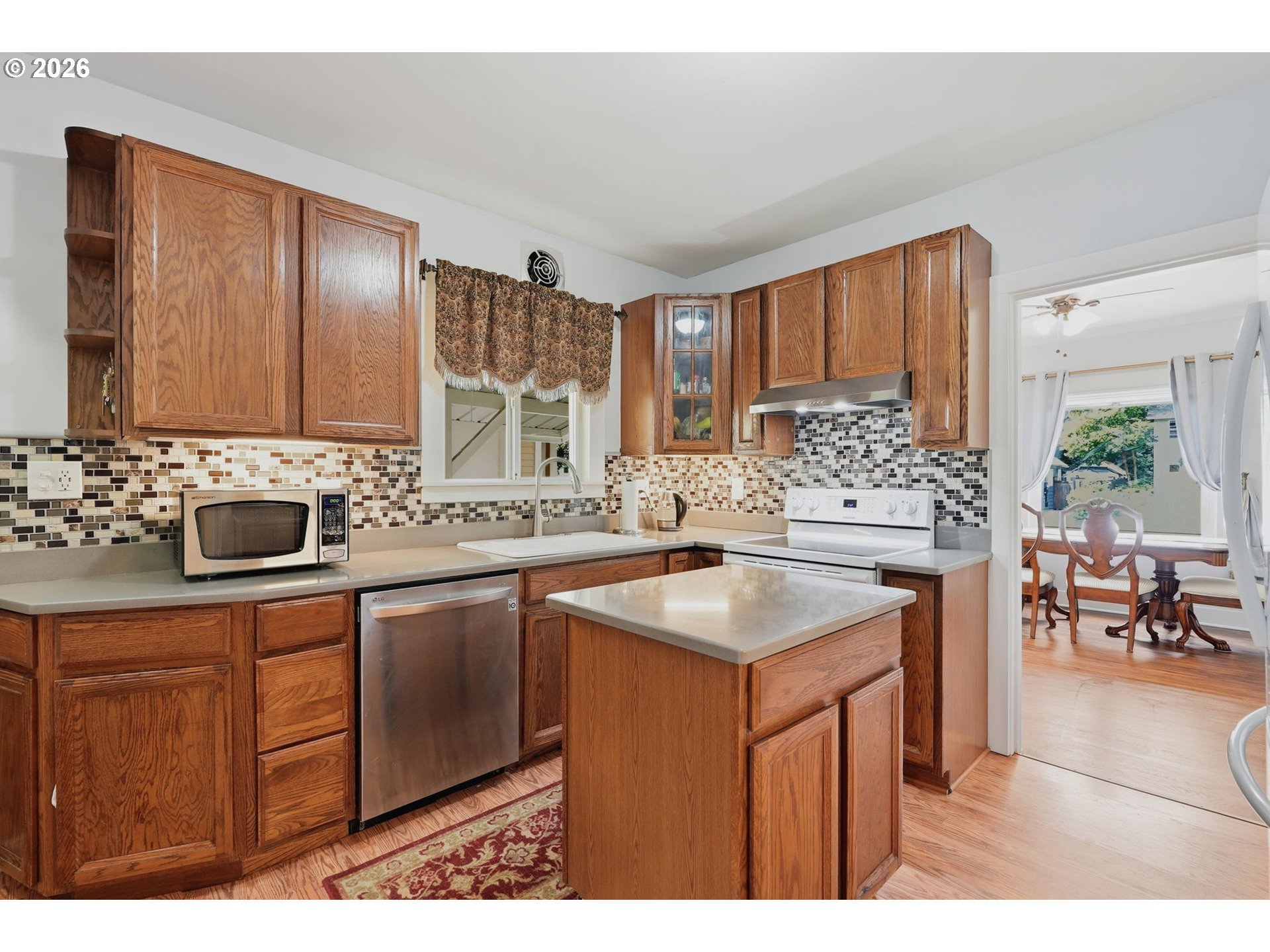 3246 Northeast 59th Avenue Portland, OR 97213 - Photo 14 of 46