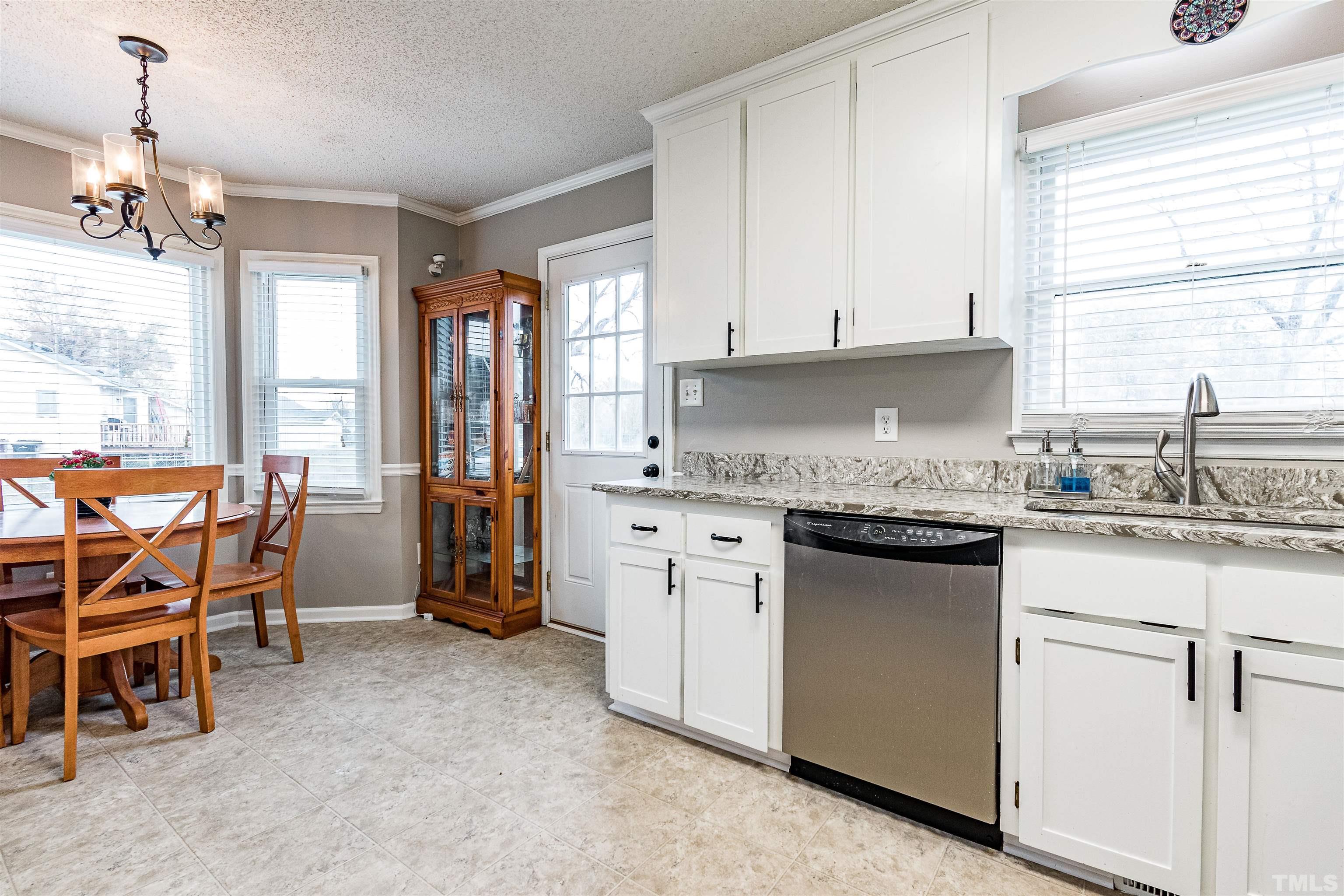 4467 South Shiloh Road Garner, NC 27529 - Photo 13 of 30 Gallery Image 13