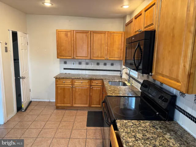 $2,000 | 410 Laurel Road, Lansdowne, PA 19050