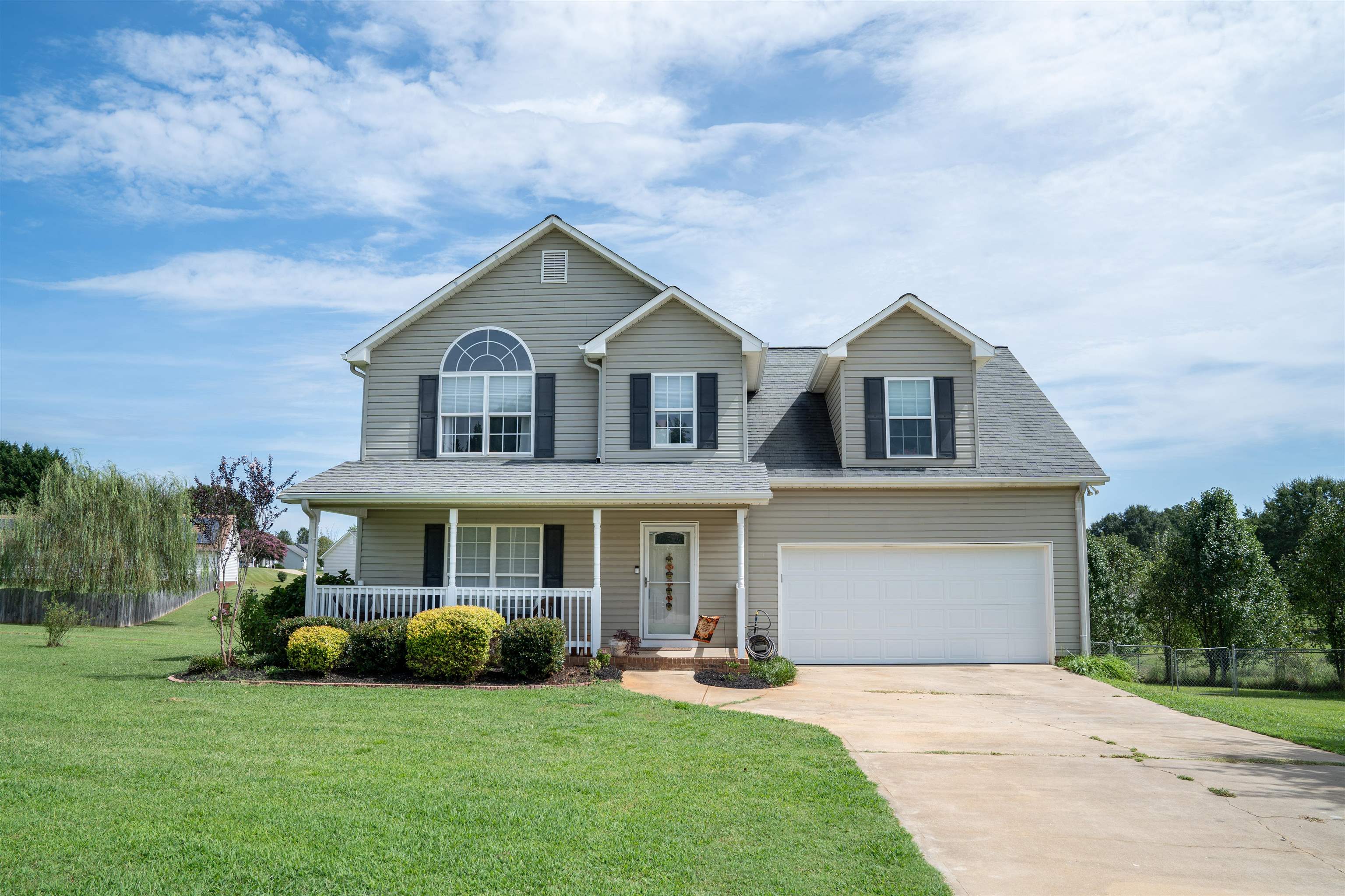 320 Candor Court Boiling Springs, SC 29316 - Photo 1 of 33 Gallery Image 1
