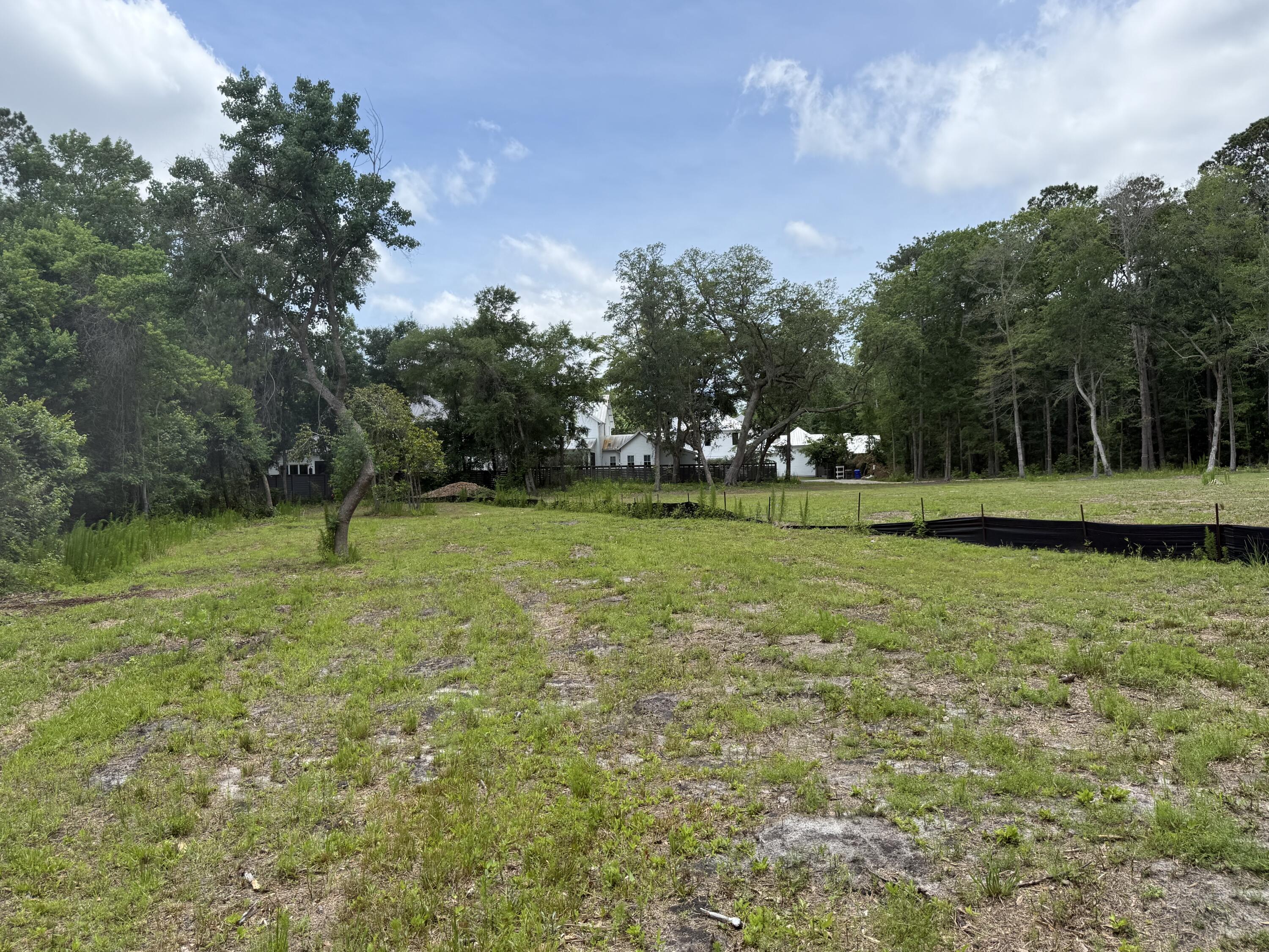 1180 Fulton Hall Lane Mount Pleasant, SC 29466 - Photo 24 of 32 2025-05-30 12.46.08
