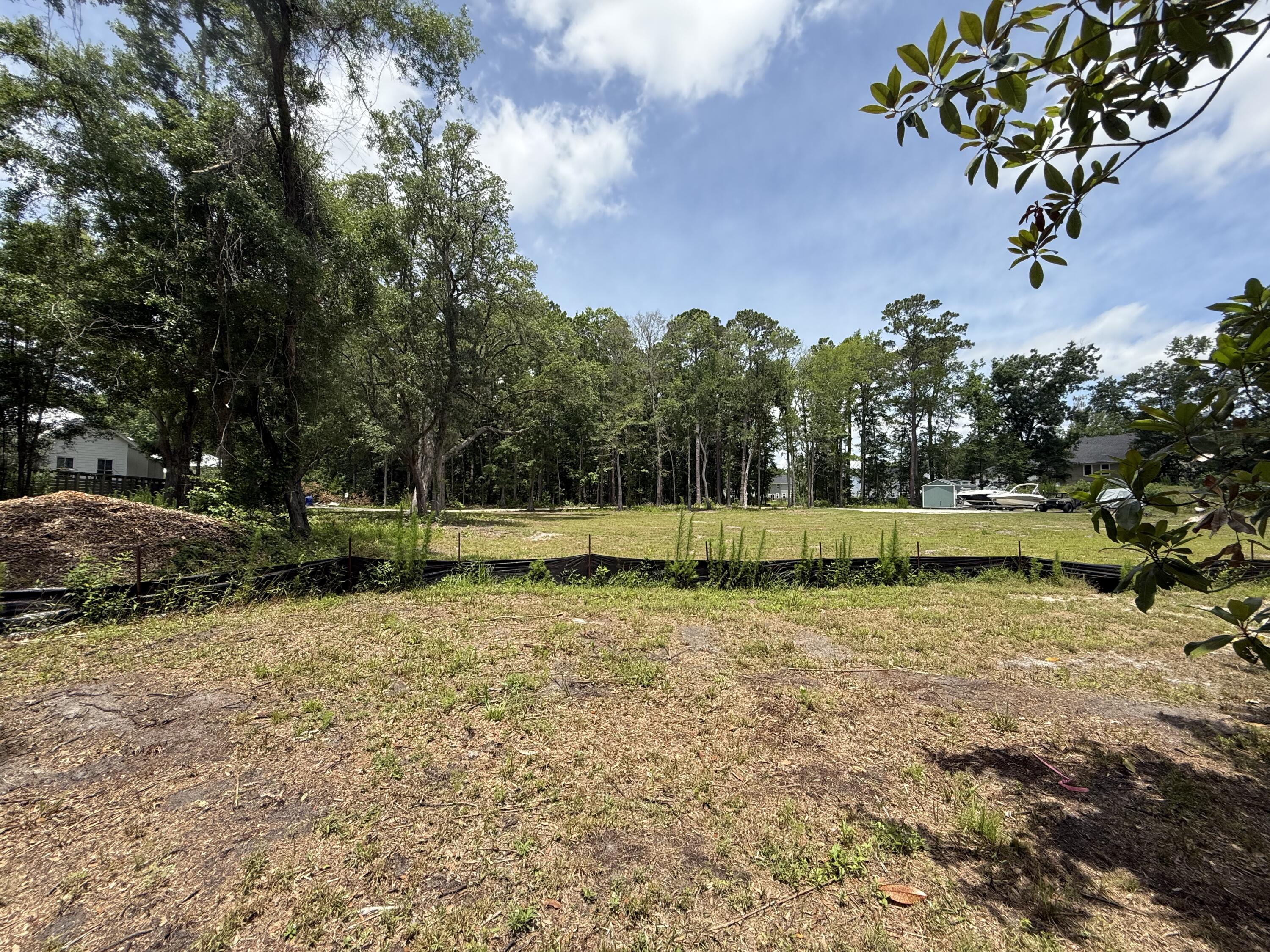 1180 Fulton Hall Lane Mount Pleasant, SC 29466 - Photo 28 of 32 2025-05-30 12.48.02