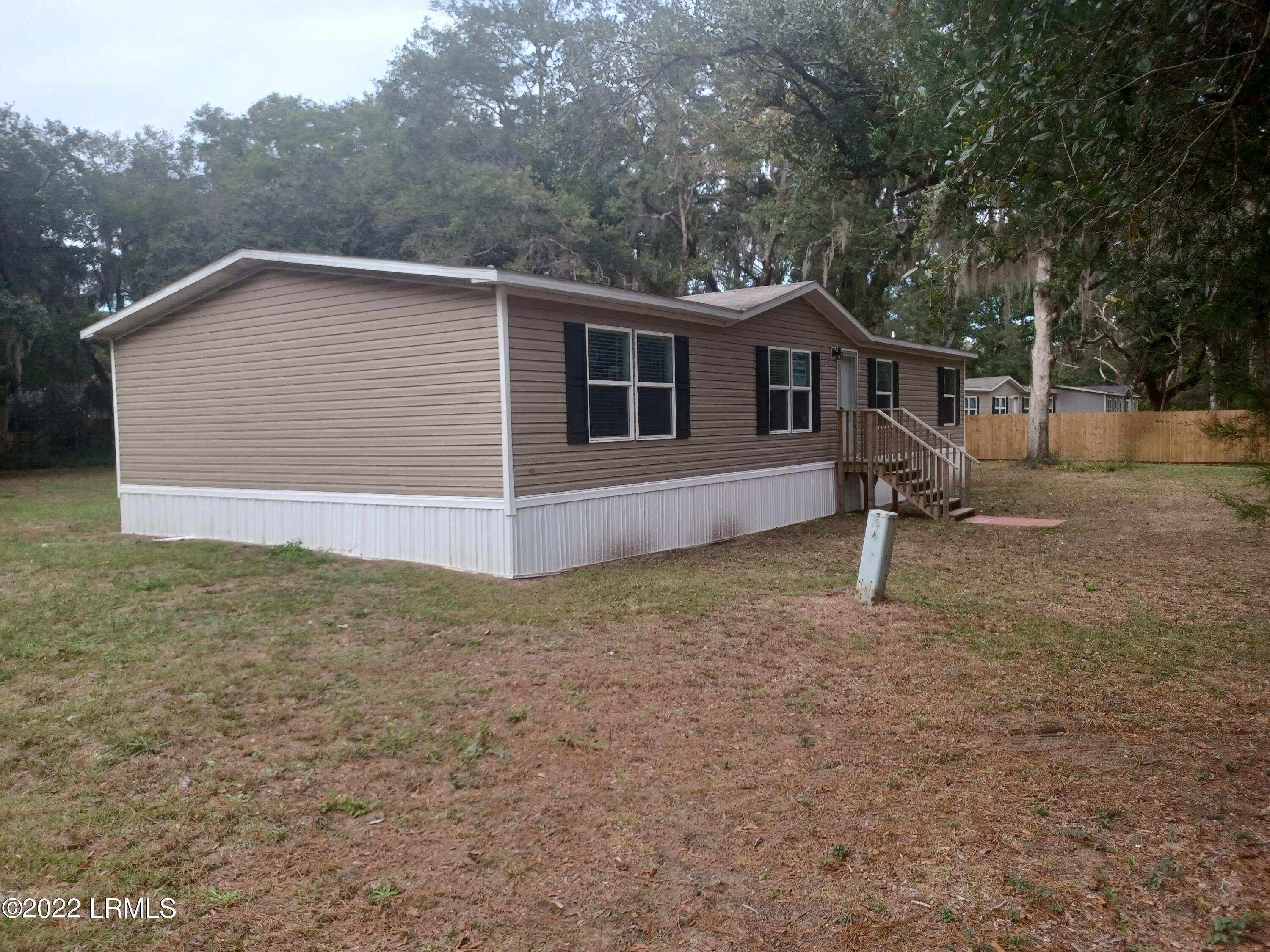 29 Ruelle Du Belle Beaufort, SC 29907 - Photo 3 of 21 20221212_143331
