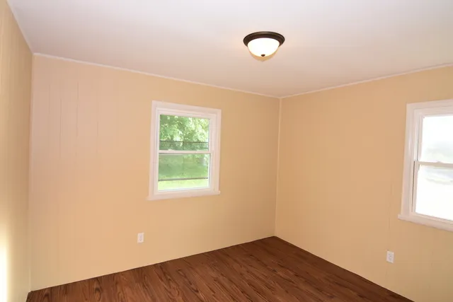 $2,300 | 121 Pheasant Trail, Carpentersville, IL 60110