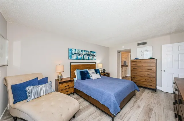 $2,000 | 6361 Bahia Del Mar Boulevard South, Unit 503, St. Petersburg, FL 33715