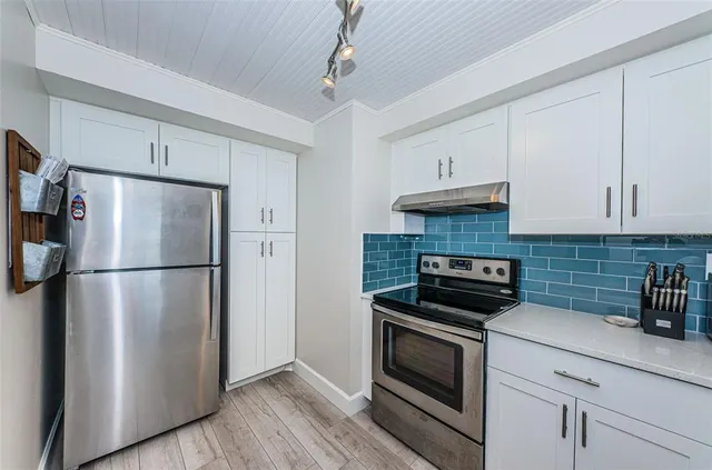 $2,000 | 6361 Bahia Del Mar Boulevard South, Unit 503, St. Petersburg, FL 33715