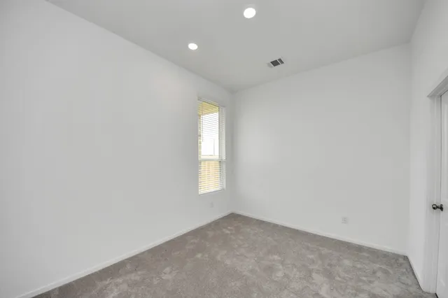 $3,000 | 27406 Sweetwater Bay Drive, Katy, TX 77493