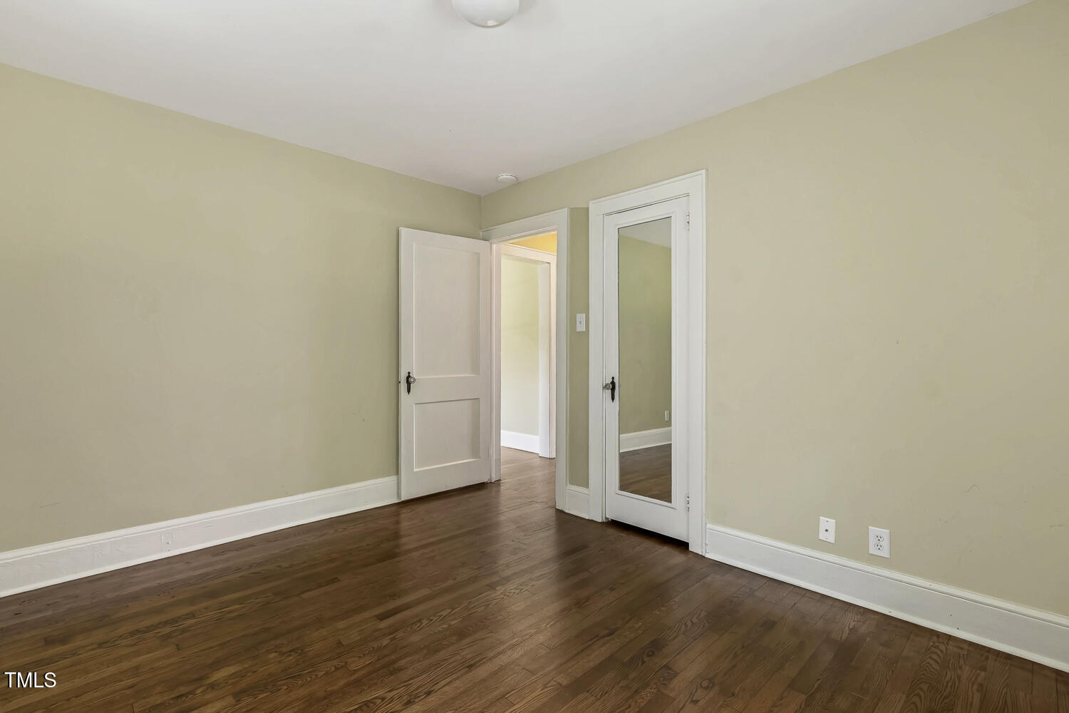 1520 Hanover Street Raleigh, NC 27608 - Photo 31 of 37 023