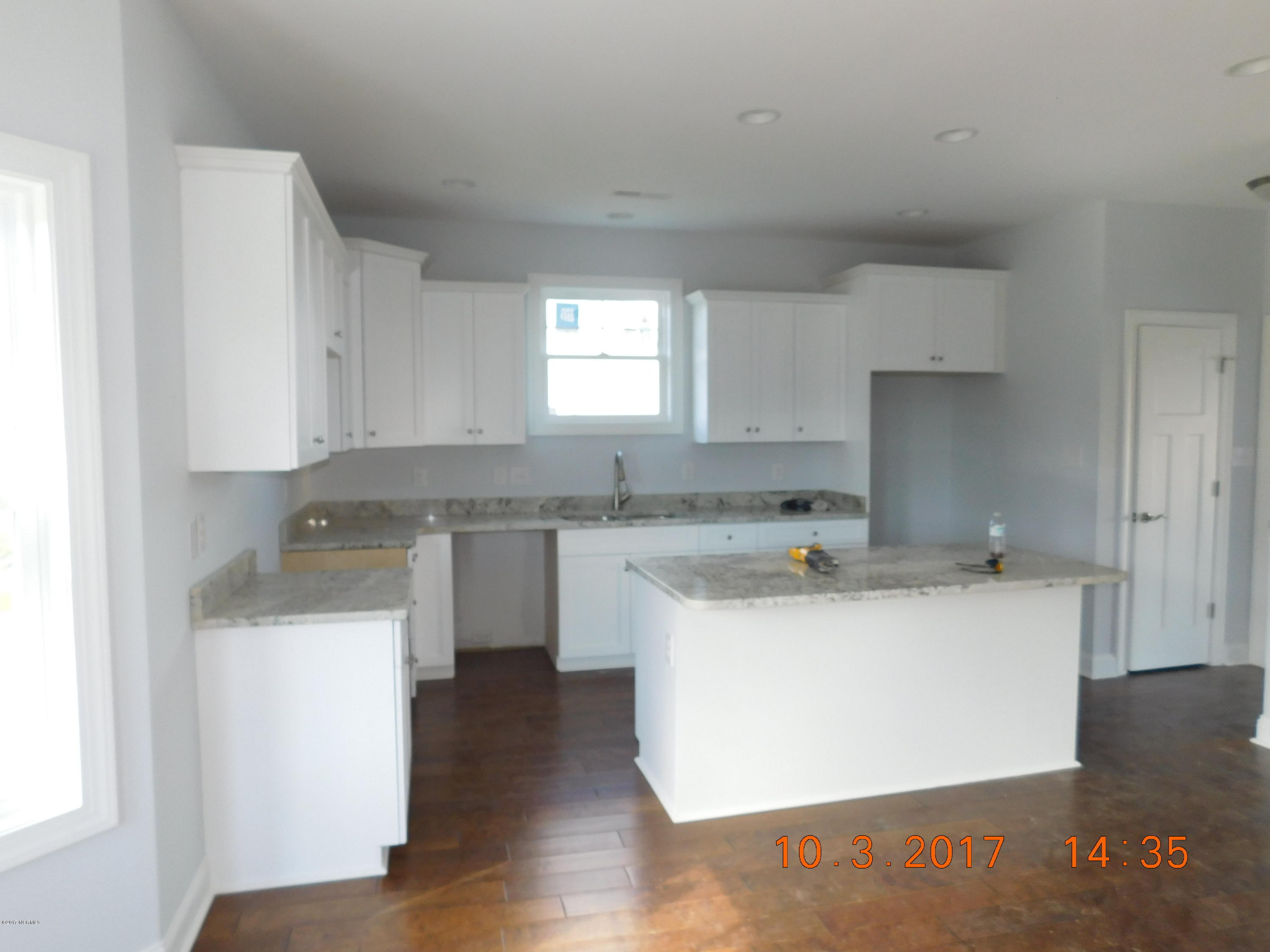 215 Echo Ridge Road Swansboro, NC 28584 - Photo 3 of 12 DSCN1871