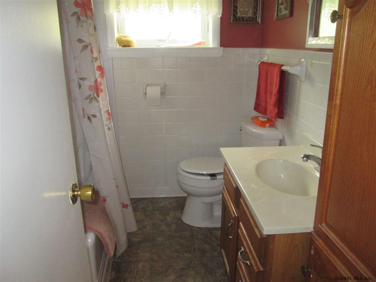 392 Rynex Corners Road Rotterdam, NY 12306 - Photo 12 of 25 Photo 12