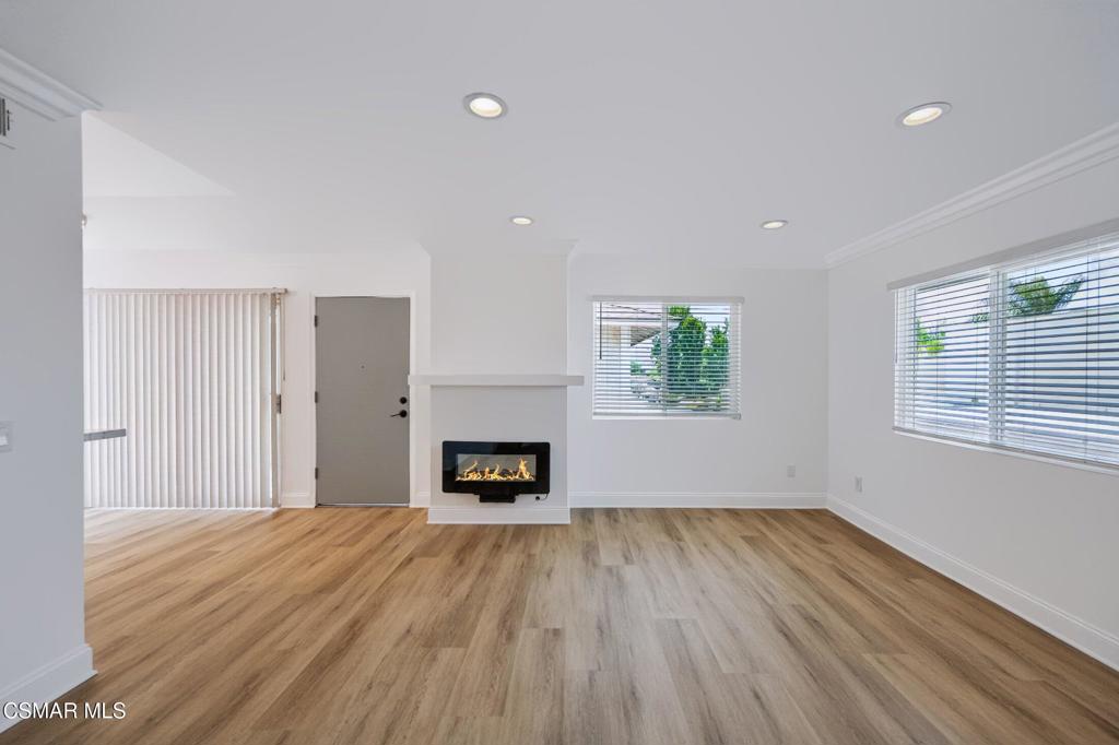 510 Spring Road, Unit 120 Moorpark, CA 93021 - Photo 17 of 49 017_images_0018_60