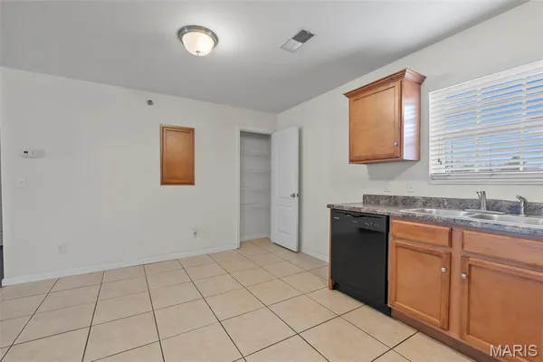 $1,925,000 | 3 Village Drive, Cape Girardeau, MO 63701