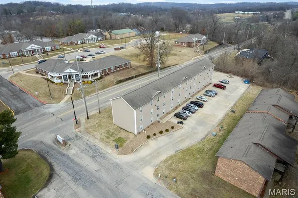 $1,925,000 | 3 Village Drive, Cape Girardeau, MO 63701