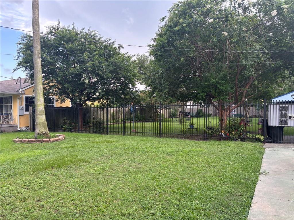 5418 St Roch Avenue New Orleans, LA 70122 - Photo 5 of 6