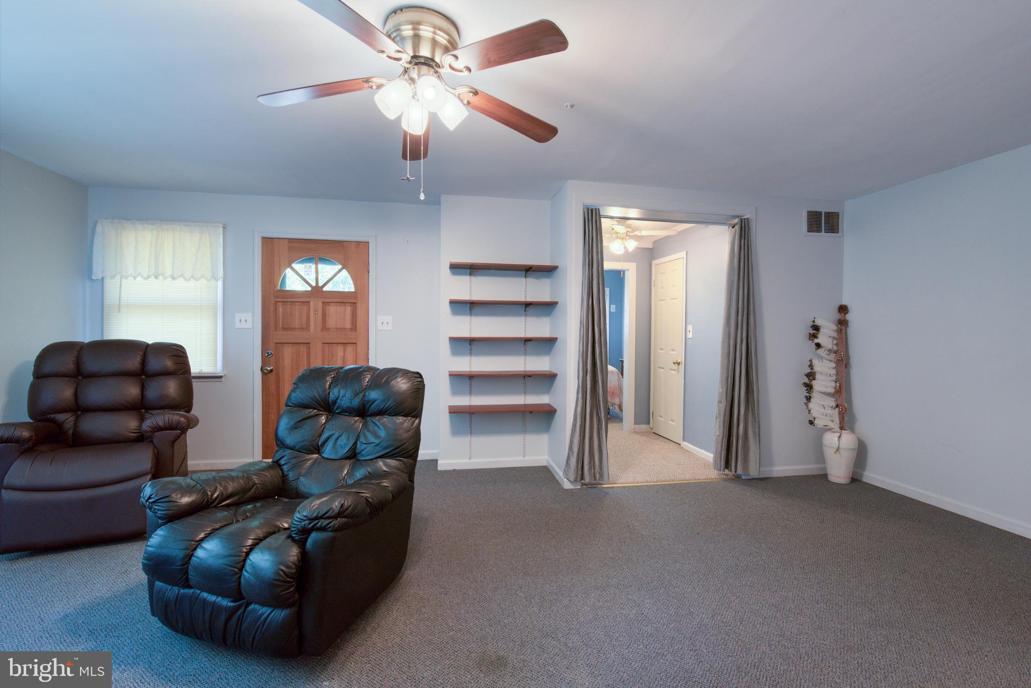 296 Berlin - Cross Keys Road Berlin, NJ 08009 - Photo 23 of 71 a living room with furniture and a ceiling fan