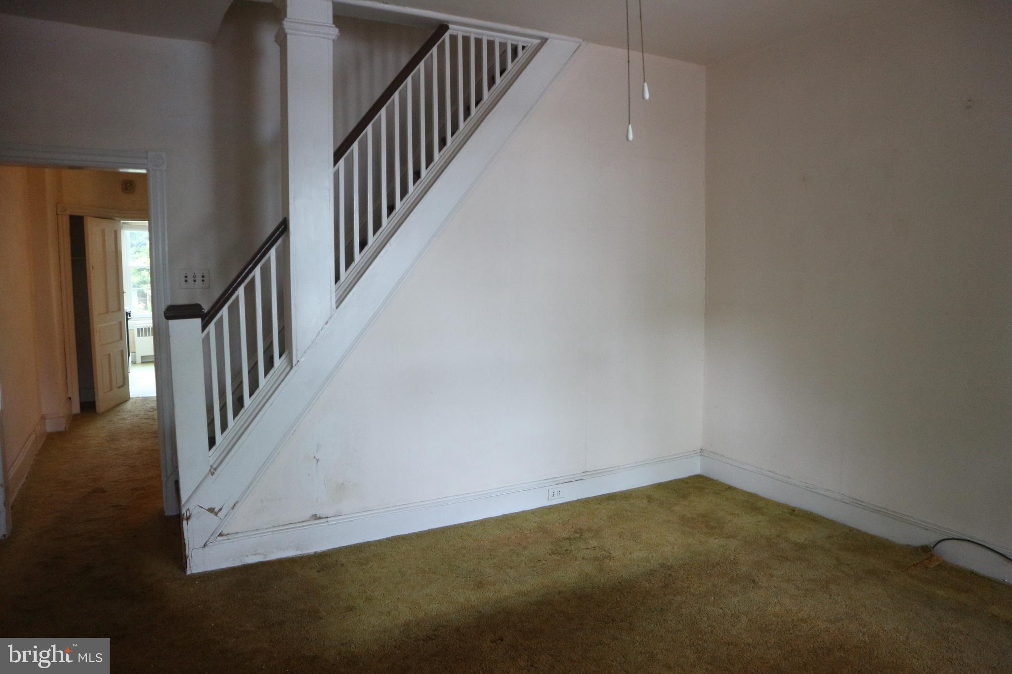 438 Ripka Street Philadelphia, PA 19128 - Photo 5 of 9